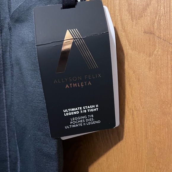 Athlete Allyson Felix Ultimate Stash II Legend 7/8 Legging- 8 Petite - Picture 5 of 6